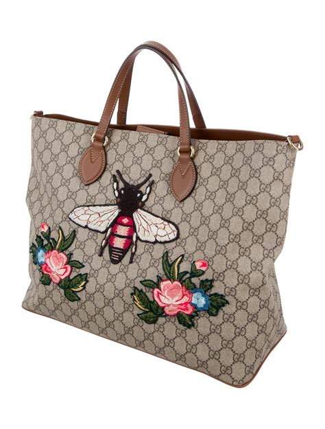 gucci bee supreme purse